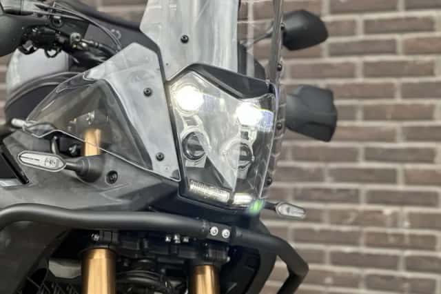 Yamaha Tenere 700 WORLD RAID (2025) thumbnail 2