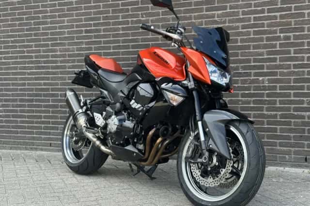Kawasaki Z1000 (2009) thumbnail 1