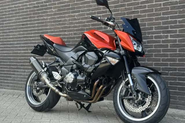 Kawasaki Z1000 (2009) thumbnail 3
