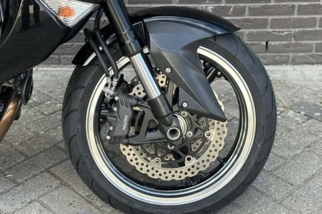 Kawasaki Z1000 (2009) thumbnail 4