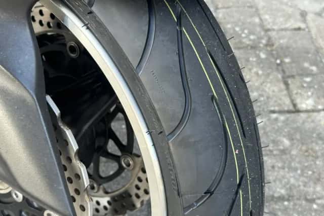 Kawasaki Z1000 (2009) thumbnail 5