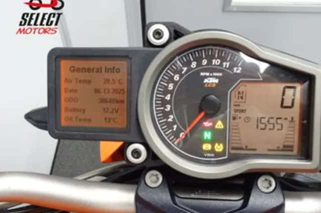 KTM 1290 Super Duke (2016) thumbnail 2