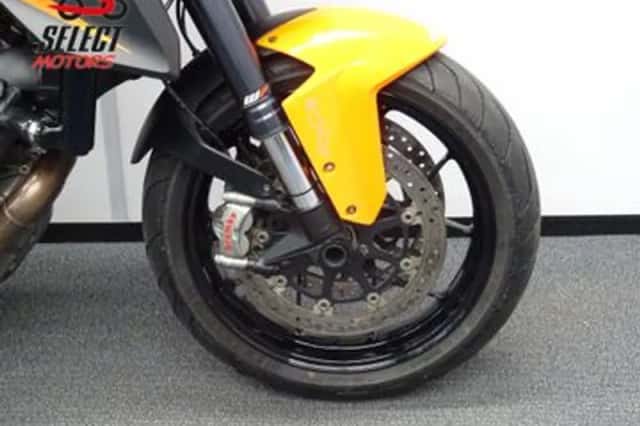 KTM 1290 Super Duke (2016) thumbnail 5