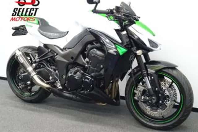 Kawasaki Z1000 (2016) thumbnail 4