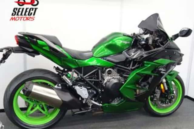 Kawasaki Ninja H2 (2019) thumbnail 3