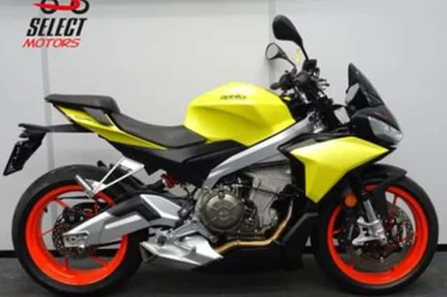 APRILIA TUONO 660 ABS (2016) thumbnail 1