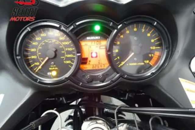 Suzuki V-Strom (2009) thumbnail 2