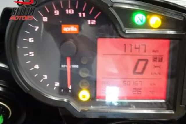 APRILIA TUONO 1000 R (2007) thumbnail 2