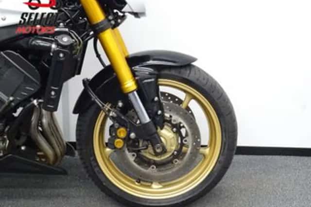 Yamaha FZ8 (2011) thumbnail 6