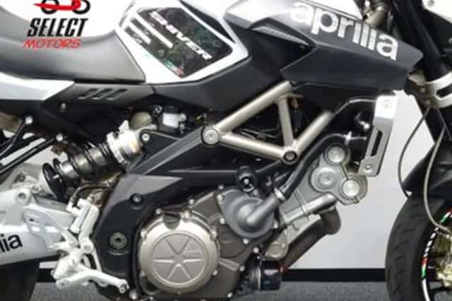 APRILIA SL 750 SHIVER (2011) thumbnail 6