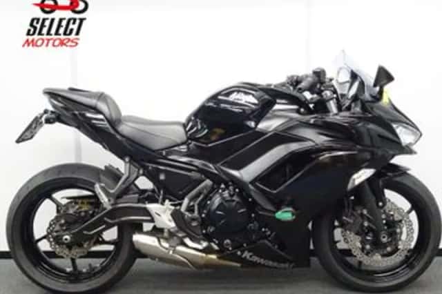 Kawasaki Ninja 650 (2021) thumbnail 1