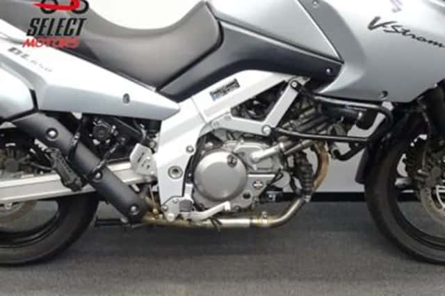 Suzuki V-Strom (2004) thumbnail 6
