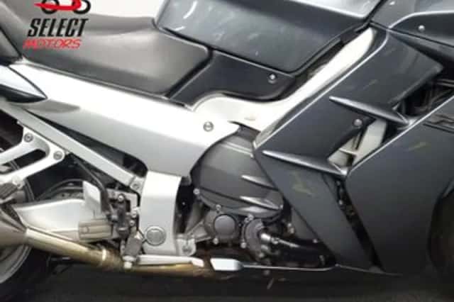 Yamaha FJR1300 (2004) thumbnail 6