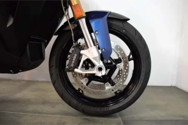 BMW S 1000 XR (2026) thumbnail 3