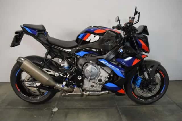 BMW M 1000 R (2023) thumbnail 1