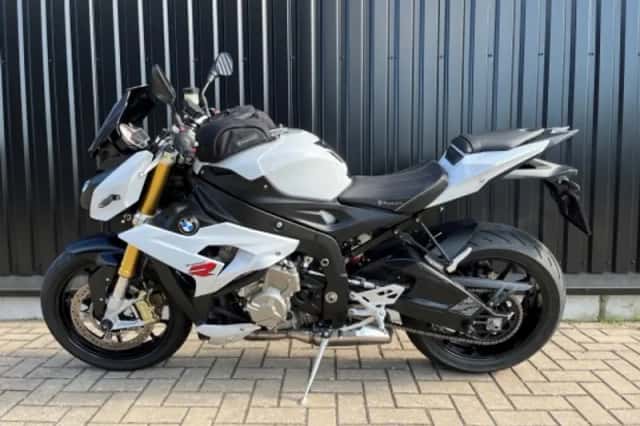 BMW S 1000 R (2016) thumbnail 2