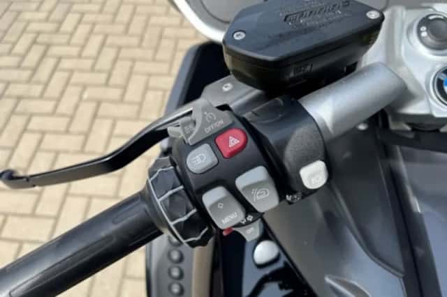 BMW K 1600 GT (2016) thumbnail 3