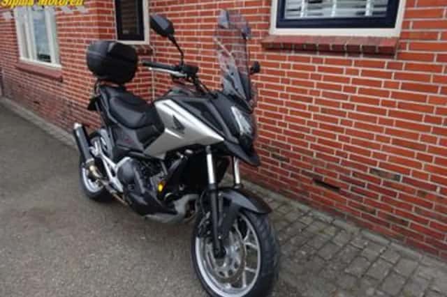 Honda NC750X (2017) thumbnail 4