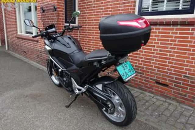 Honda NC750X (2017) thumbnail 5