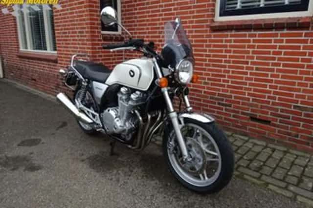Honda CB 1100 (2013) thumbnail 4