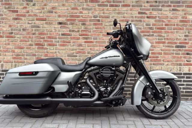 Harley-Davidson Street Glide 103 (2016) thumbnail 4