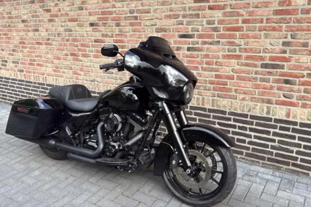 Harley-Davidson Street Glide 103 (2014) thumbnail 6