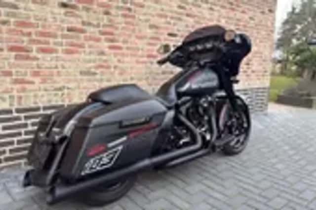 Harley-Davidson Street Glide (2014) thumbnail 6