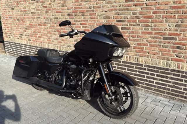 Harley-Davidson Road Glide (2020) thumbnail 6