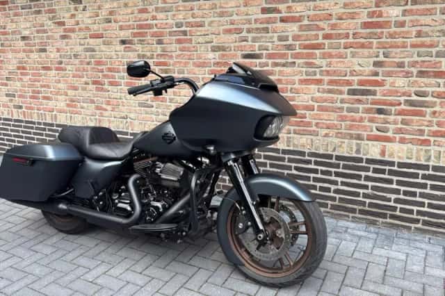 Harley-Davidson Road Glide 103 (2016) thumbnail 5