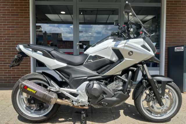 Honda NC750X (2017) thumbnail 1