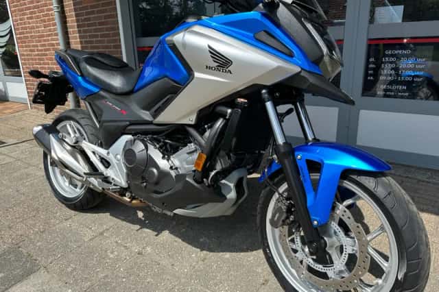 Honda NC750X (2019) thumbnail 3