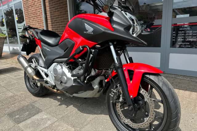 Honda NC700X (2012) thumbnail 4