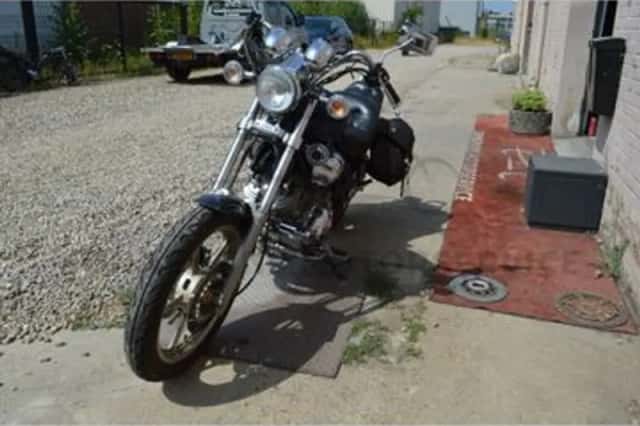 Yamaha XV 750 Virago (1992) thumbnail 3