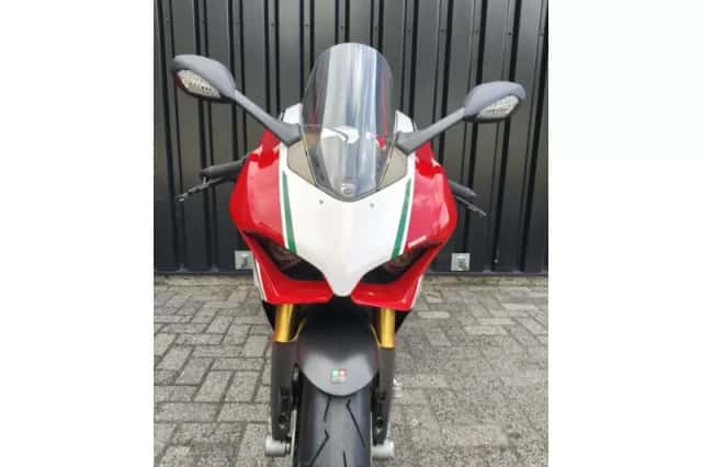 Ducati Panigale V4 Speciale (2019) thumbnail 4