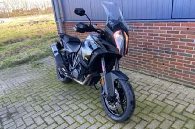 KTM 1290 Super Adventure (2020) thumbnail 3