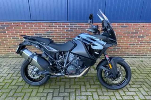 KTM 1290 Super Adventure (2020) thumbnail 4