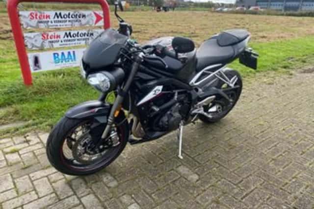 Triumph Street Triple RS (2019) thumbnail 6