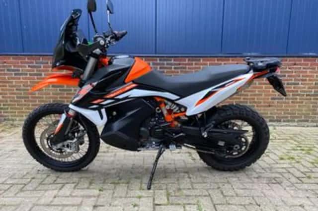 KTM 890 Adventure (2021) thumbnail 5