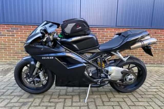 Ducati 848 (2010) thumbnail 4
