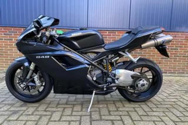 Ducati 848 (2010) thumbnail 5
