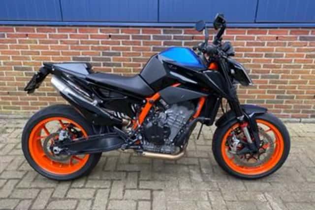 KTM 890 Duke (2020) thumbnail 1