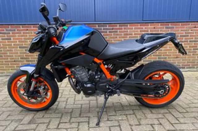 KTM 890 Duke (2020) thumbnail 4