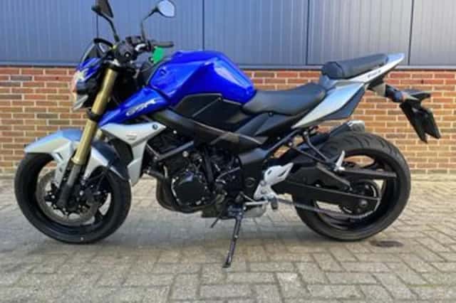 Suzuki GSR750 (2015) thumbnail 5