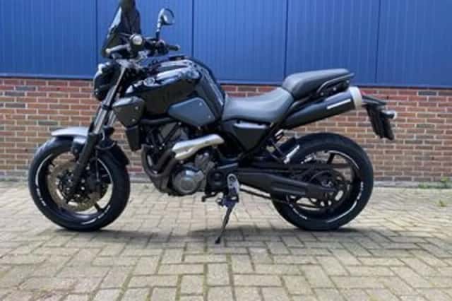 Yamaha MT-03 (2010) thumbnail 4