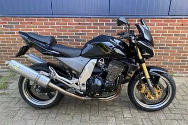 Kawasaki Z1000 (2005) thumbnail 2