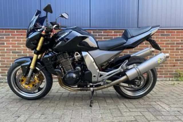 Kawasaki Z1000 (2005) thumbnail 5