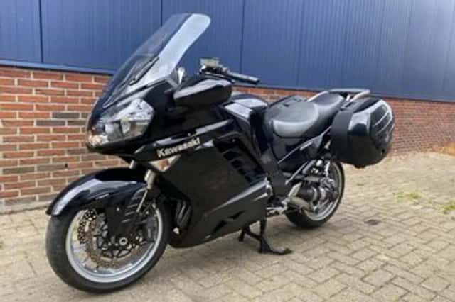 Kawasaki GTR 1400 (2007) thumbnail 6