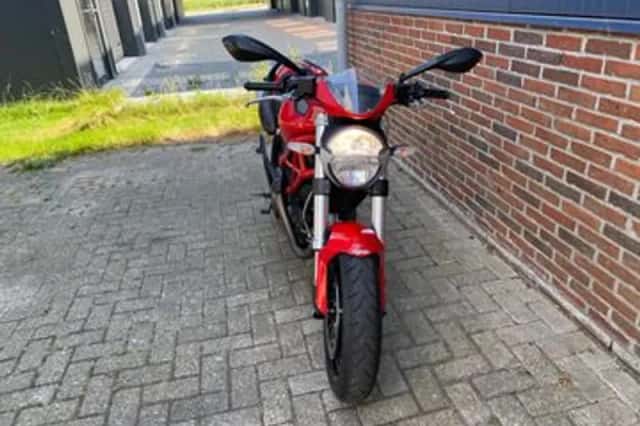Ducati M 796 (2014) thumbnail 4