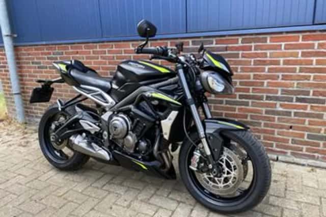 Triumph Street Triple 765 RS (2021) thumbnail 4