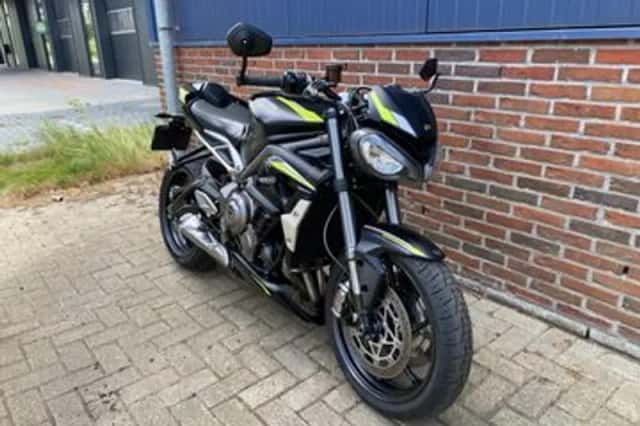 Triumph Street Triple 765 RS (2021) thumbnail 5